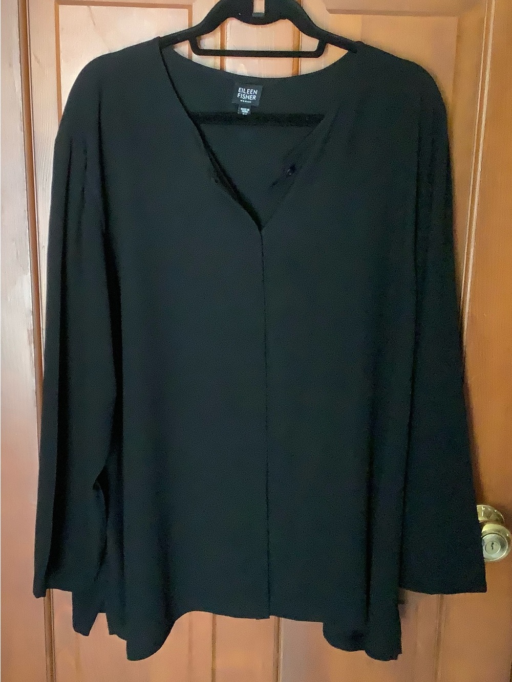 Eileen Fisher Woman 2X (22-24) Black Silk Blouse Shirt Long Sleeve